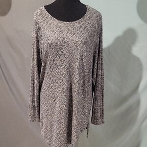 89th & Madison Gray Patterned Women's Top